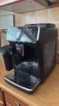 Kávovar Phillips 4300 - 2