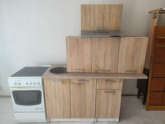 Kuchyňská linka se dřezem - 2