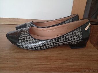 Baleríny 38,5 - 2