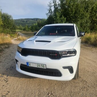 Dodge Durango 3.6 V6  4x4 7 mistne r.v.2022 - 2