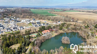 Stavební pozemek v Chomoutově u Olomouce – 896 m² - 2