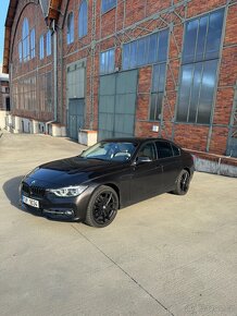 BMW 320i F30 Automat | M Paket | Nízký nájezd - 2