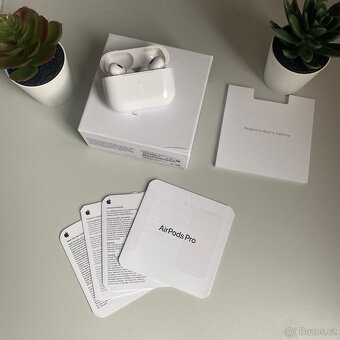 Apple AirPods Pro 2 - 2