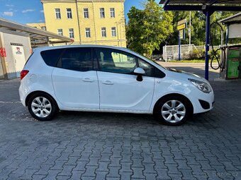 Opel Meriva B - 2