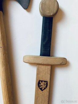 Dřevěné meče, dětské hračky - 2