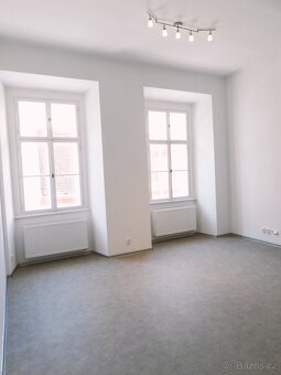 Pronájem bytu 2+kk 72 m² Jateční ul. - 2