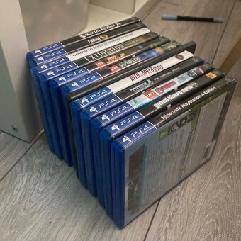 PS4 PRO 1TB - 2