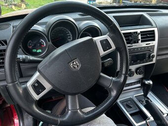 Dodge nitro 2,8crd automat - 2
