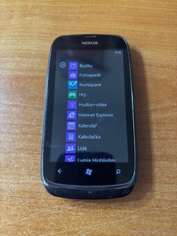 Nokia Lumia 610 - 2