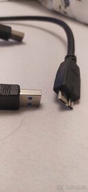Kabel na externí napájení disku - 2