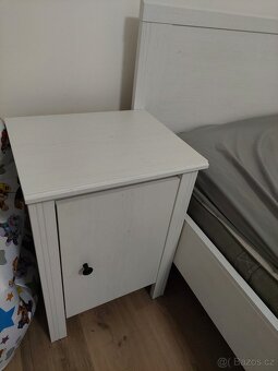 Postel BRUSALI 140 x 200 + noční stolek - 2