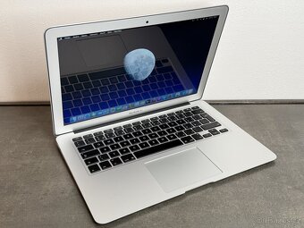 Macbook Air 13'' 2017 / i5 / 8GB / 128GB SSD - 2