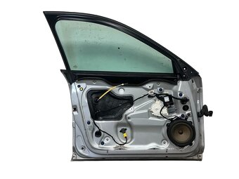 Levé přední dveře stříbrná LY7W Audi A3 8P sportback 2006 - 2