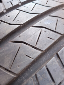 215/60R17C LETNÍ PNEU BRIDGESTONE - 2