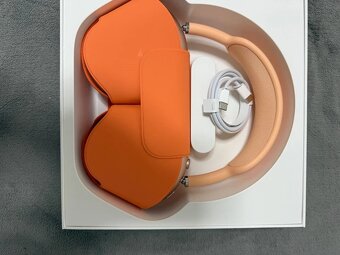 🎧 Apple AirPods Max – NOVÉ | Barva: Růžová / Oranžová | Zár - 2