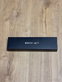Apple Watch series 4 44mm Nike - 2