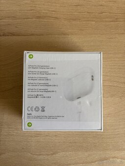 Apple AirPods Pro (2. generace) s MagSafe nabíjecím pouzdrem - 2