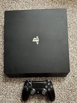 Prodám PS4 Pro s velkým 2TB úložištěm, ideální pro všechny h - 2