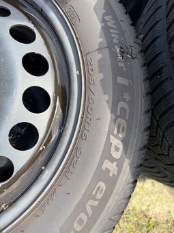 Mercedes 205/60 R16 - 2