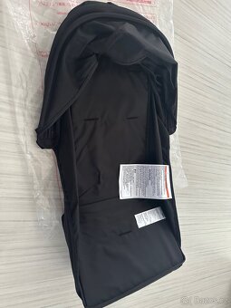 Nový potah sporťáku Bugaboo Butterfly Black - 2