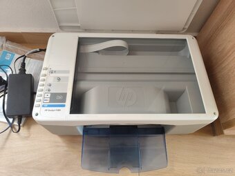 HP DeskJet F380 - 2