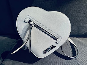 Kabelka MTNG ve tvaru srdce - 2