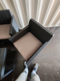 Prodám Zahradní set ratanového nábytku - 2