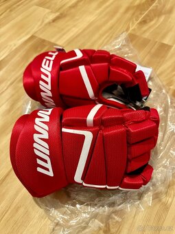 Nové hokejové rukavice Winwell - 2