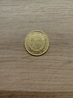 : Prodám zlatou minci+ stříbrné mince2x, medaile: - 2