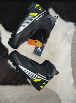 Nové boty na běžky McKinley Active pro jr vel.39 NNN - 2