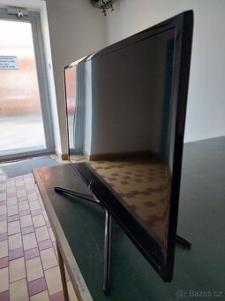 TV Samsung UE32F5500AW - 2