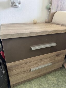 ložnicová souprava (postel) - 2