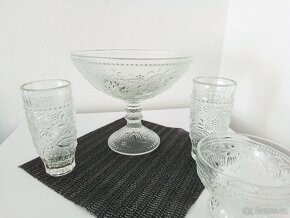 Lisované sklo -cibulák-P.Pánek-Rudolfova huť - 2