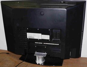 LCD televize 66cm PHILIPS, 26 palců, nemá DVBT2 - 2