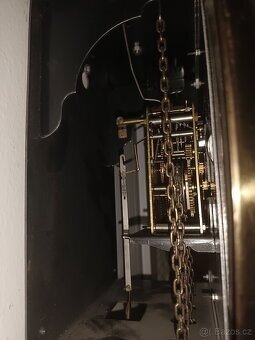 NASTĚNNÉ HODINY - 2