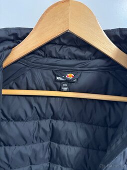 Prodám prošívanou bundu Ellesse vel.M - 2