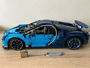 Lego Technic Bugatti Chiron 42083 - 2