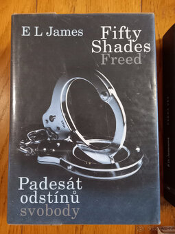 E L James - 2