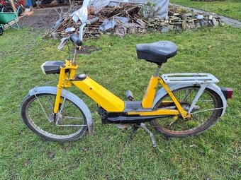 Babetta 228,1. neodpružená BABETA, 19" kola - 2
