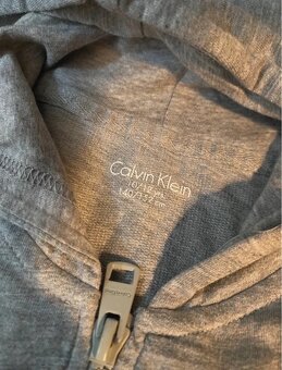 Propínací mikina Calvin Klein vel. 140-152 - 2