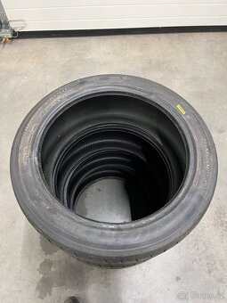 Slick 235/40r18 - 2