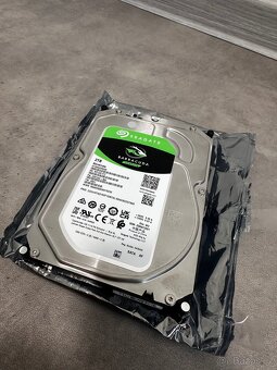 Prodám nový HDD Seagate Barracuda 2TB - 2