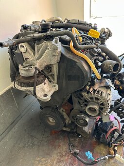 Renault motor 1.9 DCI 96 kw F9Q870 - 2