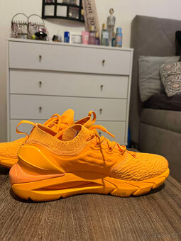 Boty Under Armour Hovr Phantom 2 - 2