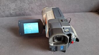 Videokamera Sony CCD-TRV418E - 2