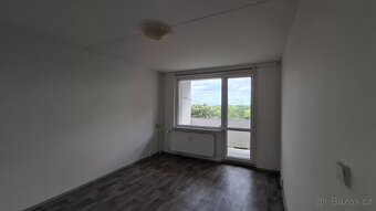 Pronájem bytu 2+1 s balkonem ul. Kamenná, Chomutov - 2