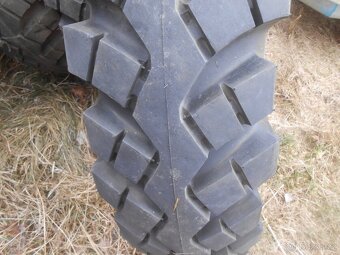 pneu 12/18 nove - 2