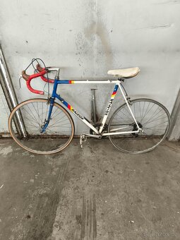 Prodám anglické ocelové silniční kolo Raleigh - 2