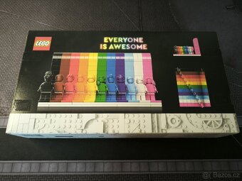 Lego 40516 Každý je úžasný - 2