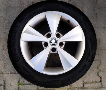 Alu kola originál Škoda Octavia III 5x112 R16 Velorum - 2